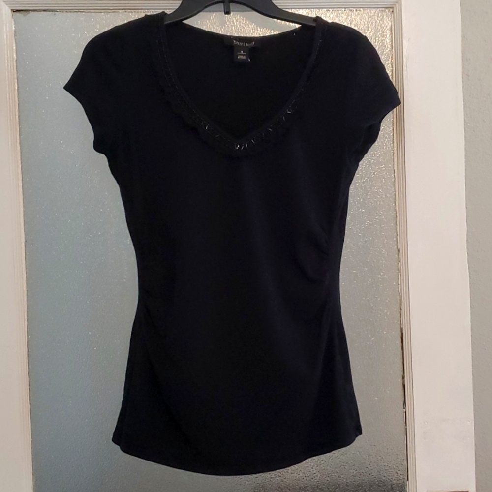 WHBM SZ  Small beaded v-neck black top